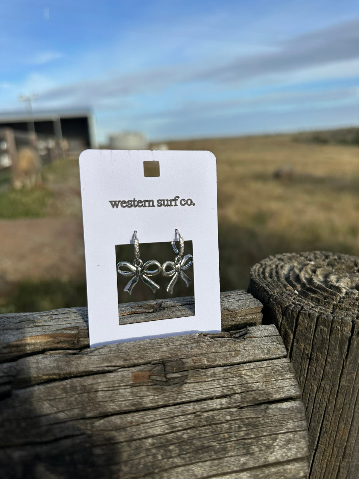 Maxi Silver Bows | Earrings